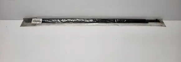 Toyota RAV 4 (XA40) Front door glass trim molding 7572042040