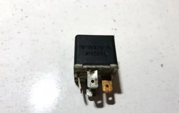 Volvo S70 V70 V70 XC Other relay 9130269 4ra003510-73