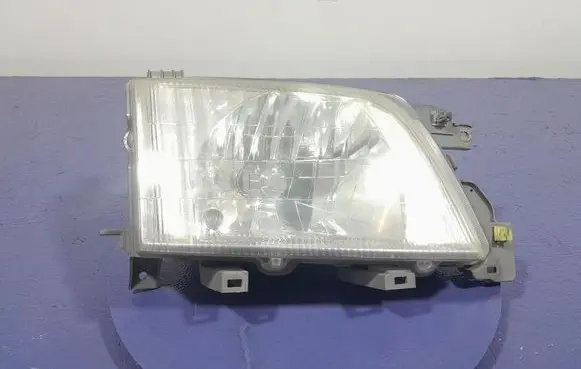 Subaru Forester SF Headlight/headlamp 