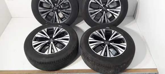 Nissan X-Trail T33 R18 alloy rim 9999900
