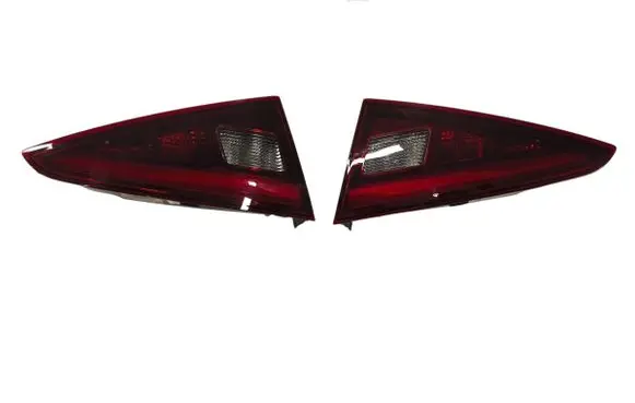 Alfa Romeo Giulia Tailgate rear/tail lights 20700208 ALFA952T2