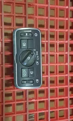 Volvo S60 Light switch 30739456