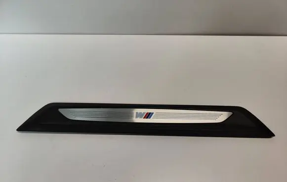 BMW 1 F20 F21 Front sill trim cover 8051037 51478051037