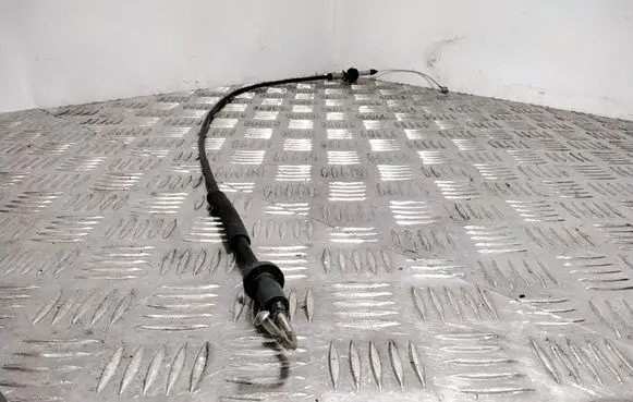Volkswagen Golf II Throttle cable 