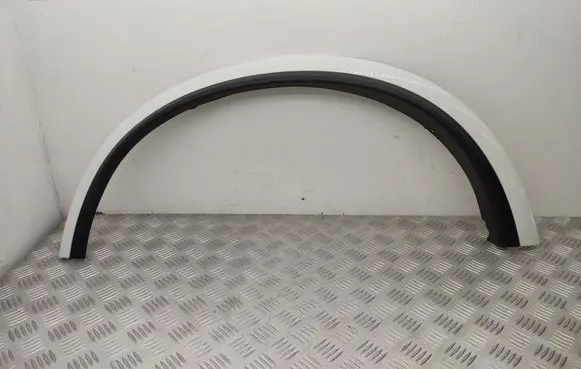 Volvo XC90 Front arch trim 30779577 30695487