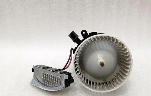 Porsche Macan (95B) Heater blower motor/fan resistor