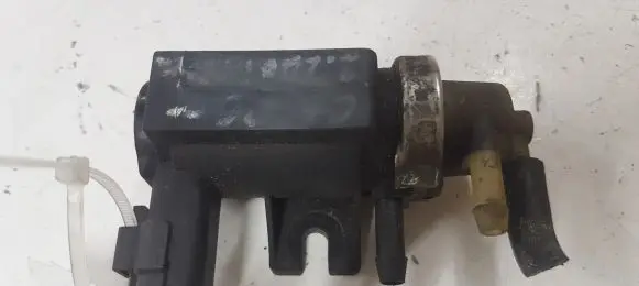 Citroen C5 Turbo solenoid valve 70163300 9661960380