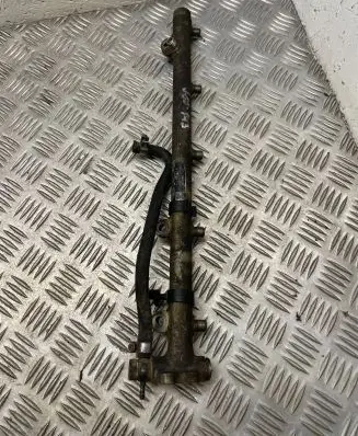 Jeep Grand Cherokee (WJ) Fuel main line pipe 0445215021 a6120700295