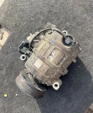 Volkswagen Touareg I Air conditioning (A/C) compressor (pump) 3B0820803C