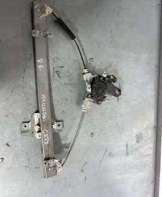 Hyundai Getz Front door electric window regulator 