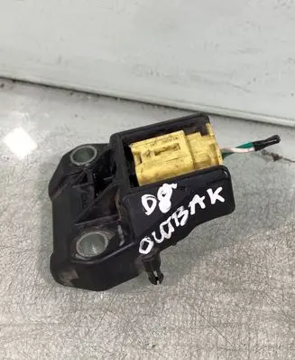 Subaru Outback Airbag deployment crash/impact sensor 98231ag020