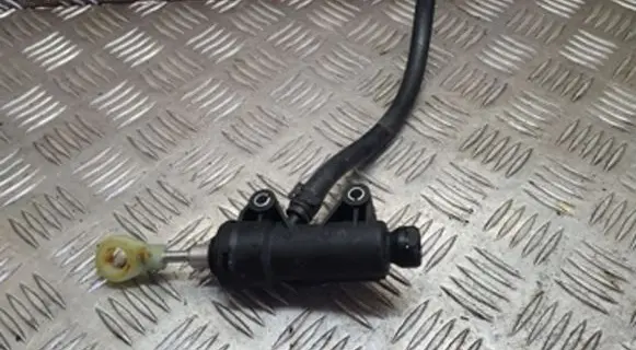 BMW 1 F20 F21 Clutch slave cylinder 21526773670 13670610