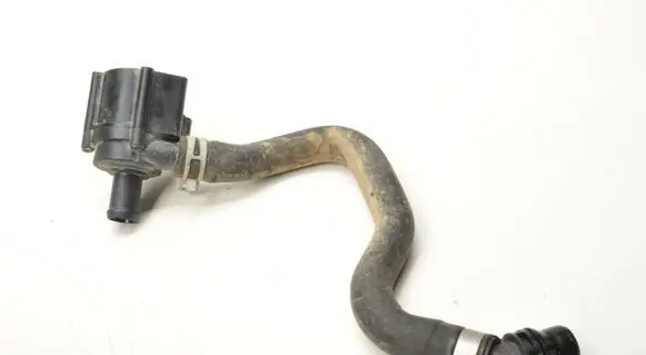 Volvo XC90 Water pump 32324817