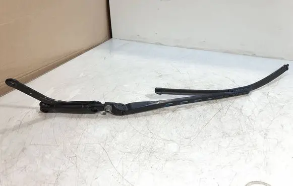 BMW 5 E60 E61 Front wiper blade arm 178261