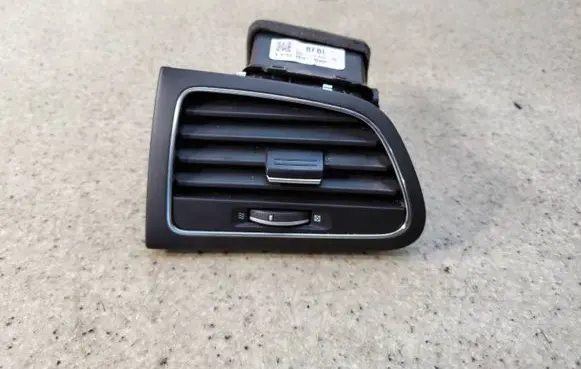 Renault Megane IV Dashboard air vent grill cover trim 687616296R59 687616296R