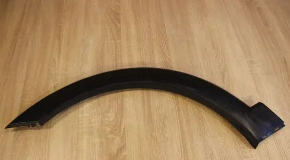 Chevrolet Captiva Front arch trim 