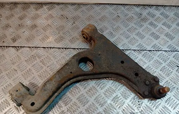 Opel Astra H Front lower control arm/wishbone