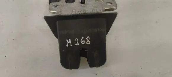 Audi Q7 4L Tailgate/trunk/boot lock/catch/latch 4F9827505
