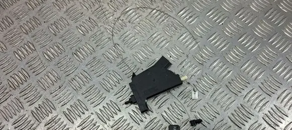 KIA Sorento Fuel tank cap lock 