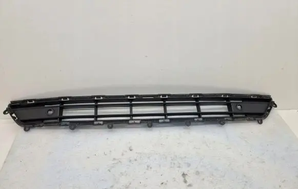 Volvo XC40 Front bumper lower grill 31449342