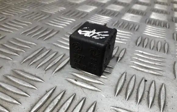 Alfa Romeo 164 Other relay 7752313m