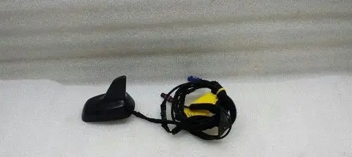 Mercedes-Benz C W205 Aerial antenna switch 8T0035503E