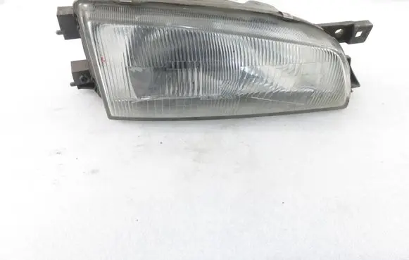 Subaru Impreza I Headlight/headlamp 