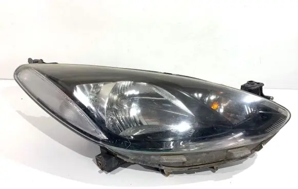 Mazda 2 Headlight/headlamp 