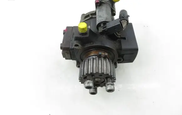 Seat Ibiza IV (6J,6P) Fuel injection high pressure pump 