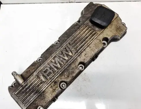 BMW 5 E39 Rocker cam cover 