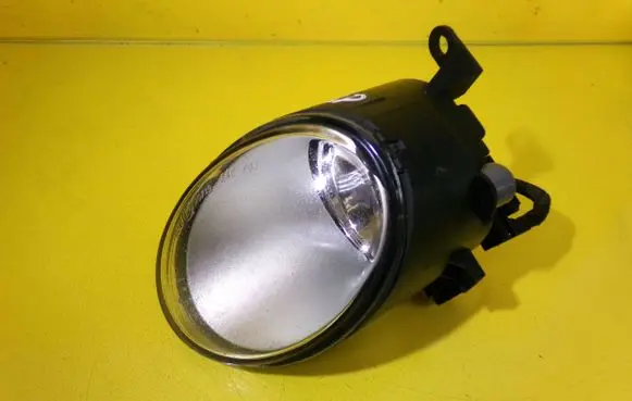Volkswagen Phaeton Front fog light 66988830