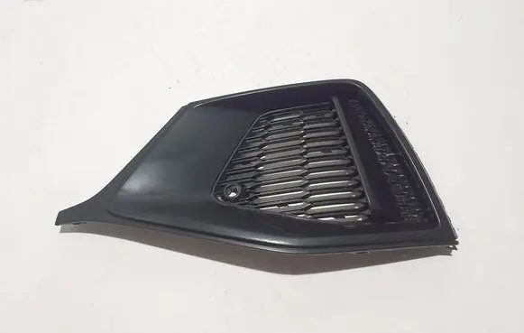 Audi Q8 Front bumper lower grill 4M8807681A