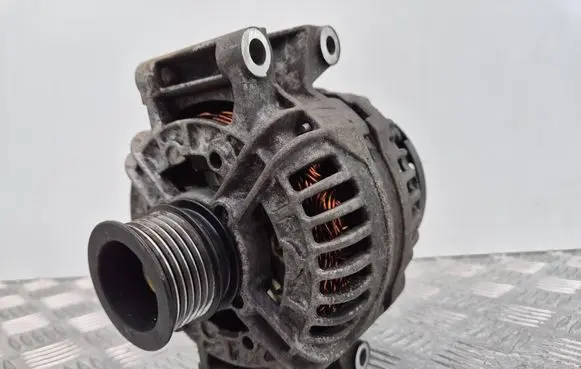 Mercedes-Benz E W211 Generator/alternator A2721540002