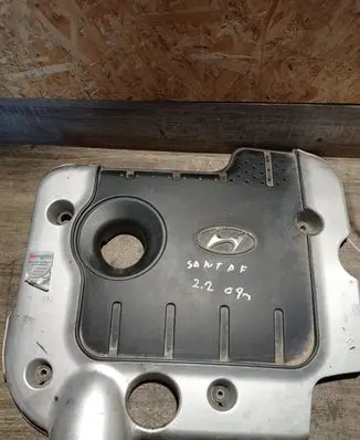 Hyundai Santa Fe Engine cover (trim)