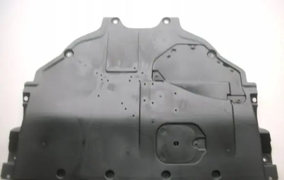 Mazda 3 II Engine splash shield/under tray BHN150