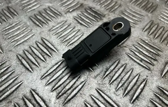 Opel Vivaro Air pressure sensor 0281002566 8200168253 8200185545
