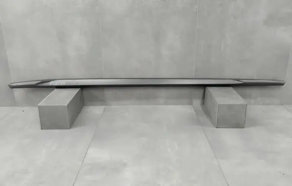 Front sill (body part)