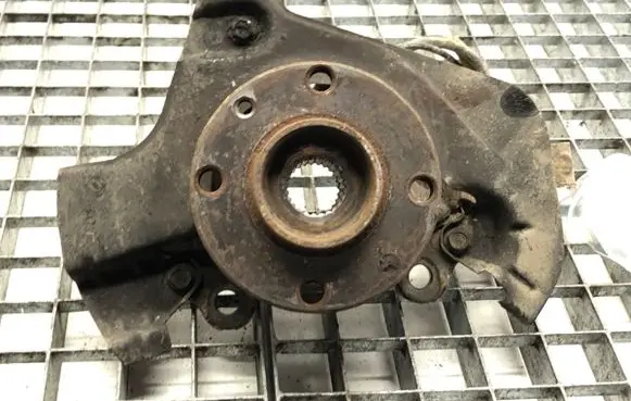 Fiat Fiorino Front wheel hub spindle knuckle 