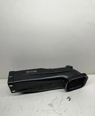 BMW 5 G30 G31 G38 Air intake duct part 7643299 8577168 74850613
