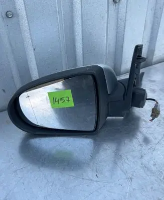 Front door electric wing mirror