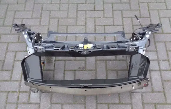 Maserati Levante Front piece kit 
