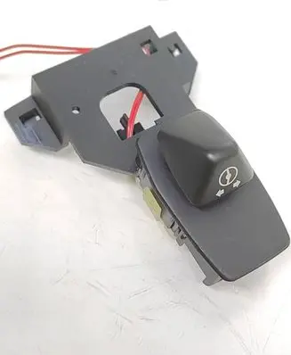 BMW 5 E60 E61 Steering wheel adjustment switch 6947786 61316947786 03206060