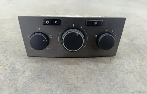 Opel Zafira B Climate control/heater control trim 13201300
