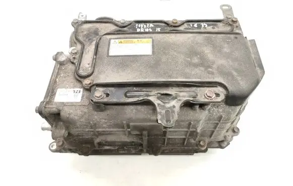 Toyota Prius (XW30) Voltage converter inverter G920047230