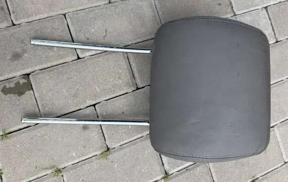 Mercedes-Benz S W221 Front seat headrest A2219700350 2219700350