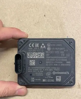Volkswagen ID.3 Distronic sensor radar 1EA907572G 2021SB051