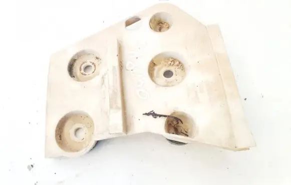 Volvo C70 Rear bumper mounting bracket 9169454