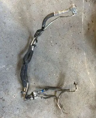 Opel Meriva B Air conditioning (A/C) pipe/hose 13265843