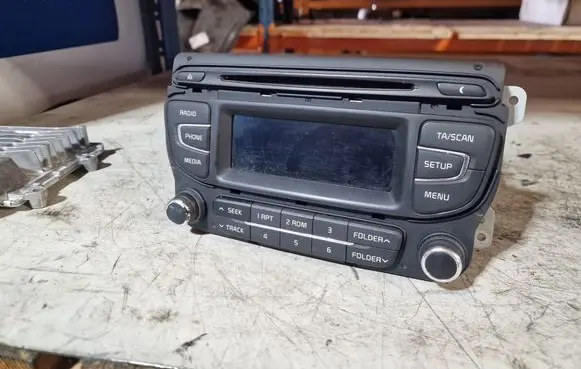 KIA Ceed Radio/CD/DVD/GPS head unit 96170A2600