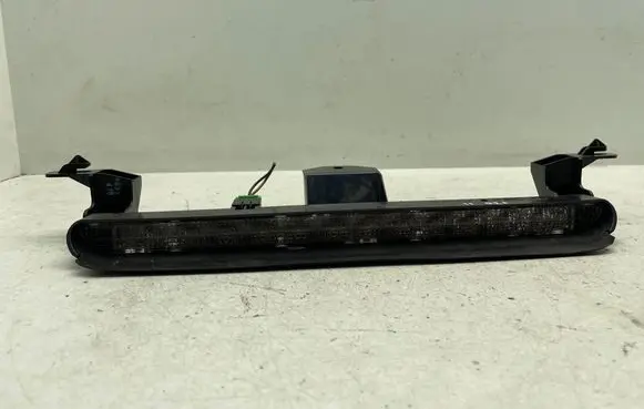 Volvo V70 Third/center stoplight 30763884 16511110